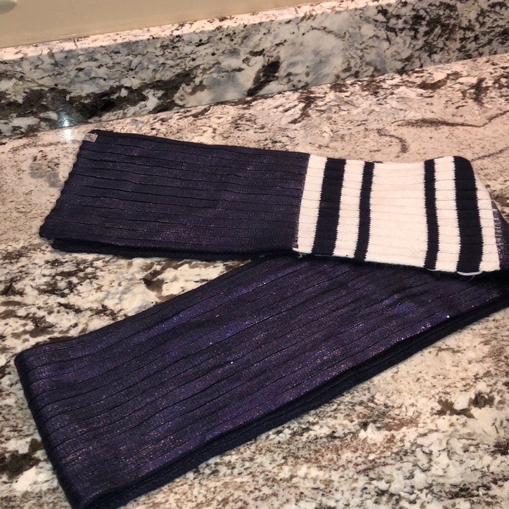 Juicy Couture scarf